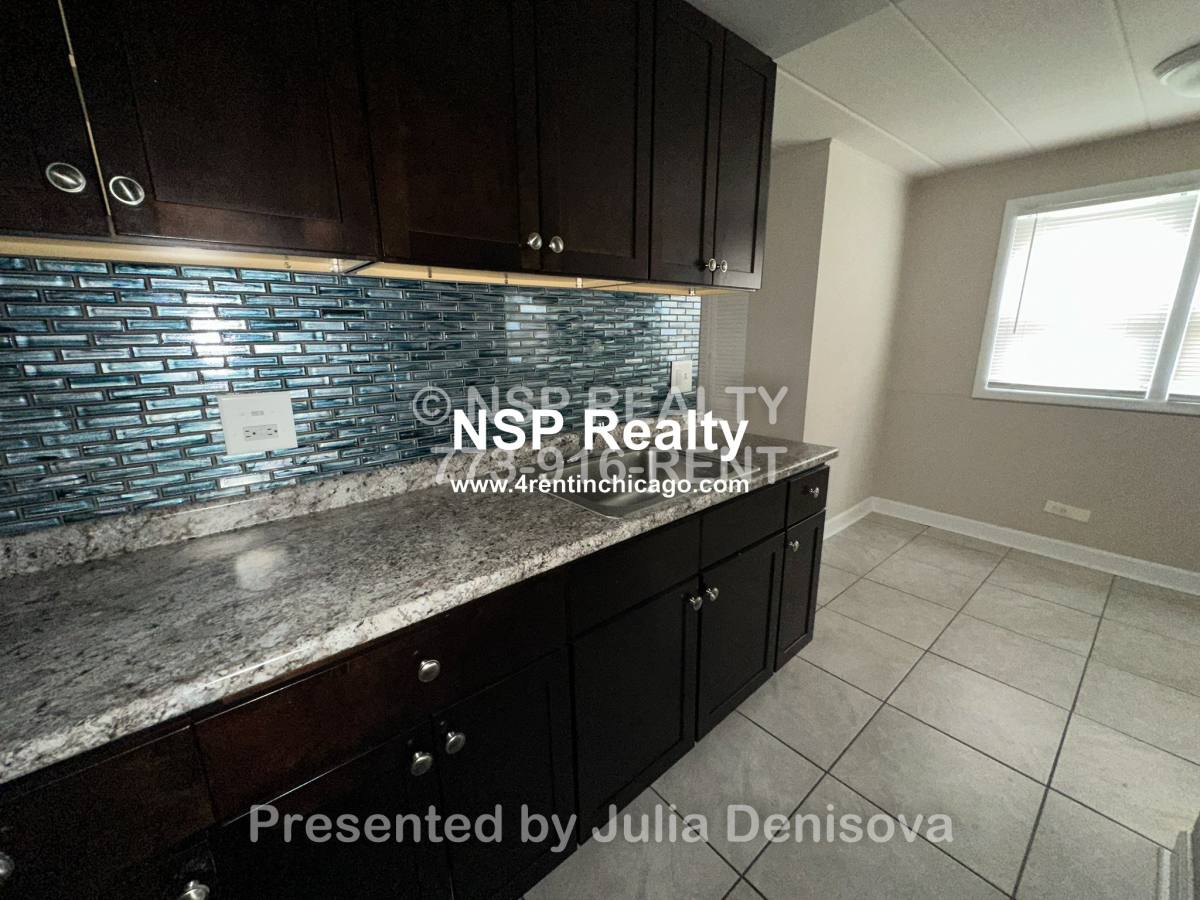 Apartment for rent at 9612 Ivanhoe #4, Schiller Park, IL 60176
