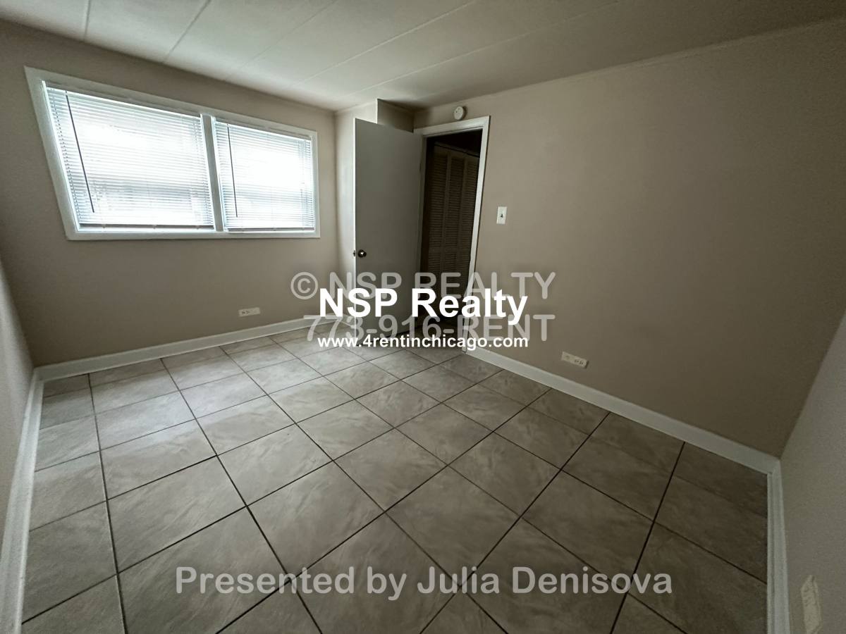 Apartment for rent at 9612 Ivanhoe #4, Schiller Park, IL 60176
