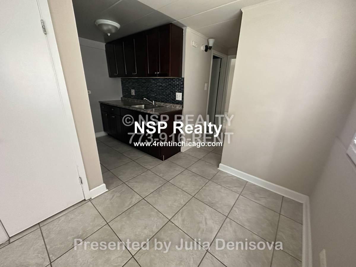 Apartment for rent at 9612 Ivanhoe #4, Schiller Park, IL 60176