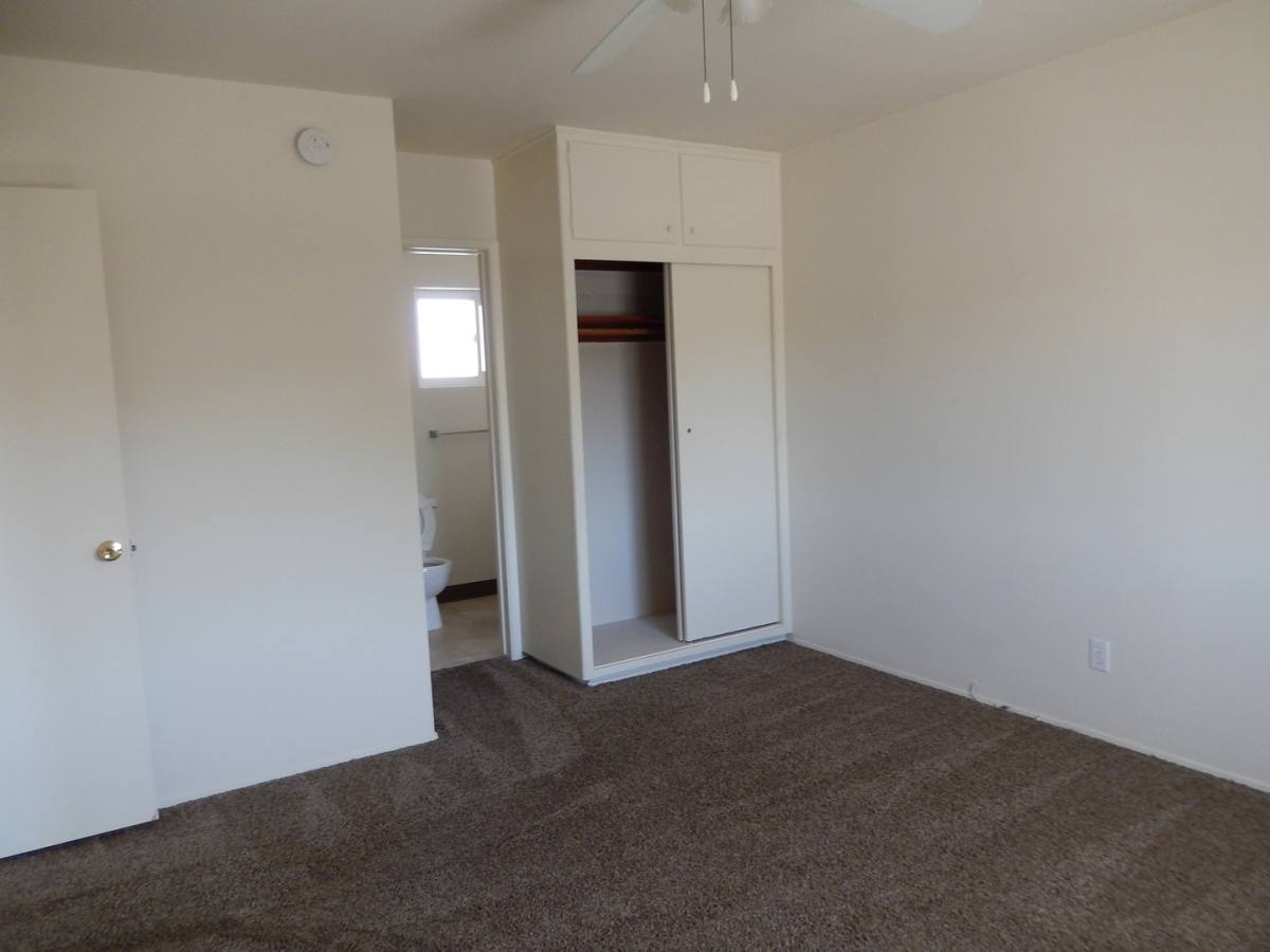 Apartment for rent at 255 E Navilla Place, Covina, CA 91723