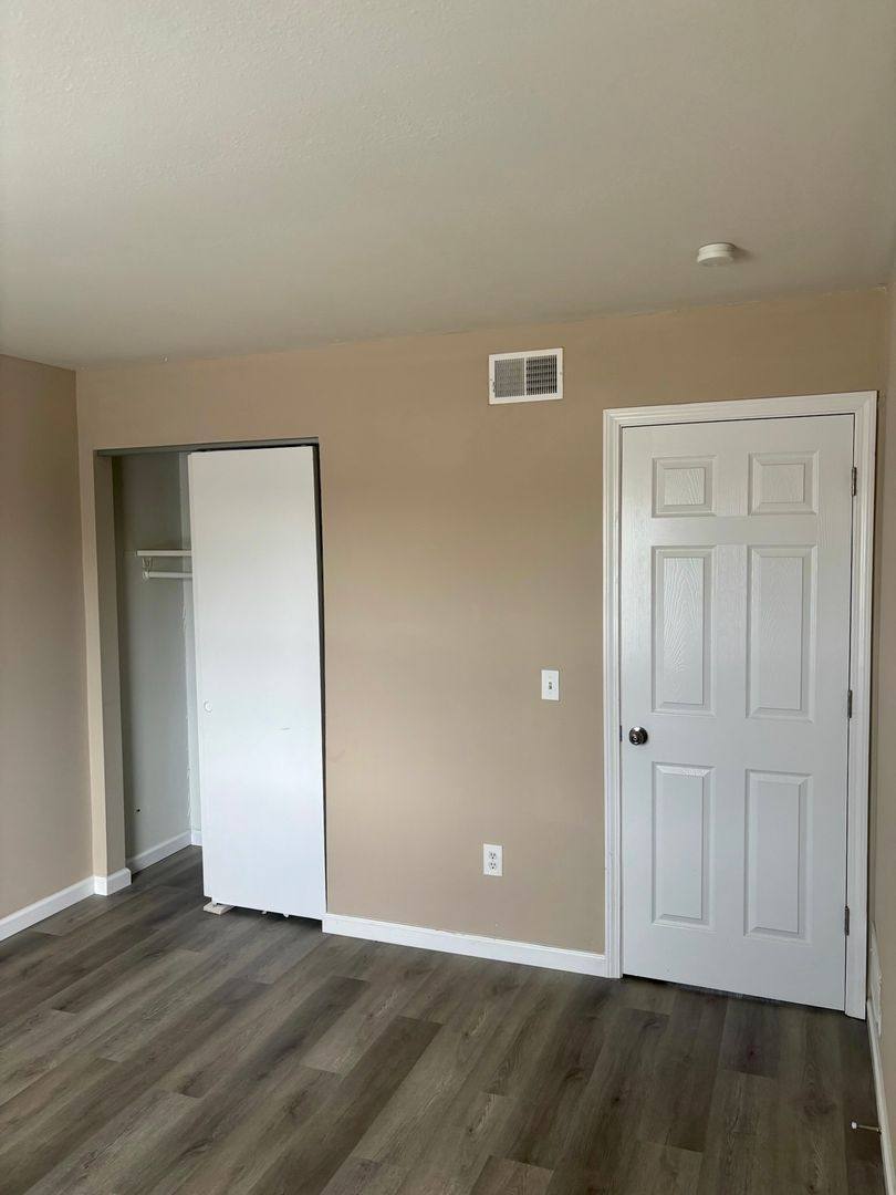Townhouse for rent at 100 Arlington Way #A-105, Warrenton, MO 63383