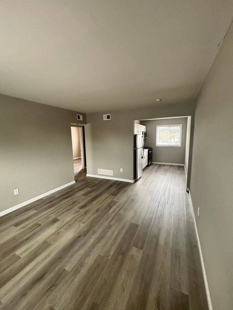 Townhouse for rent at 100 Arlington Way #A-105, Warrenton, MO 63383