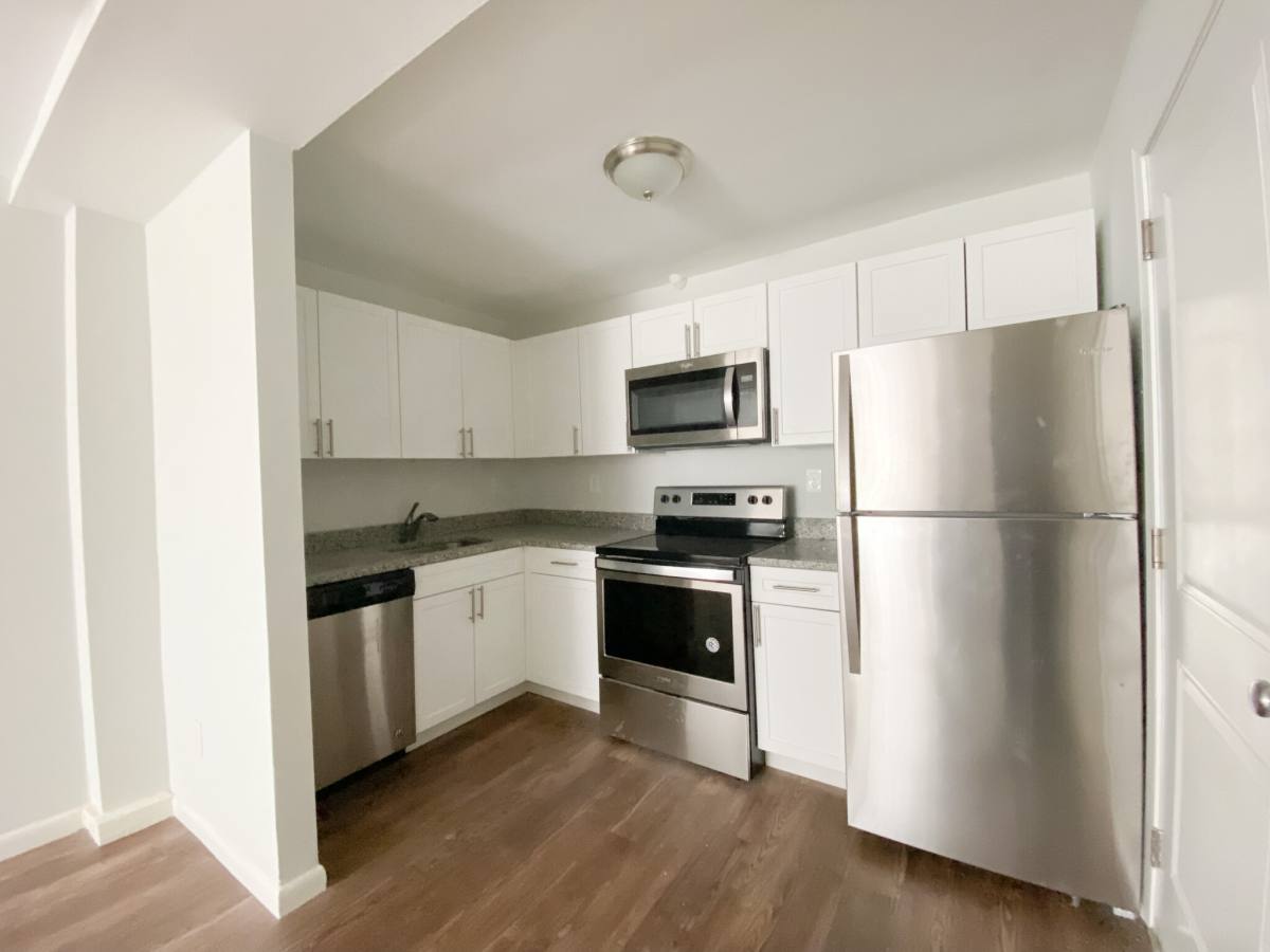 Apartment for rent at 280 Hyde Park Ave #11, Jamaica Plain, MA 02130