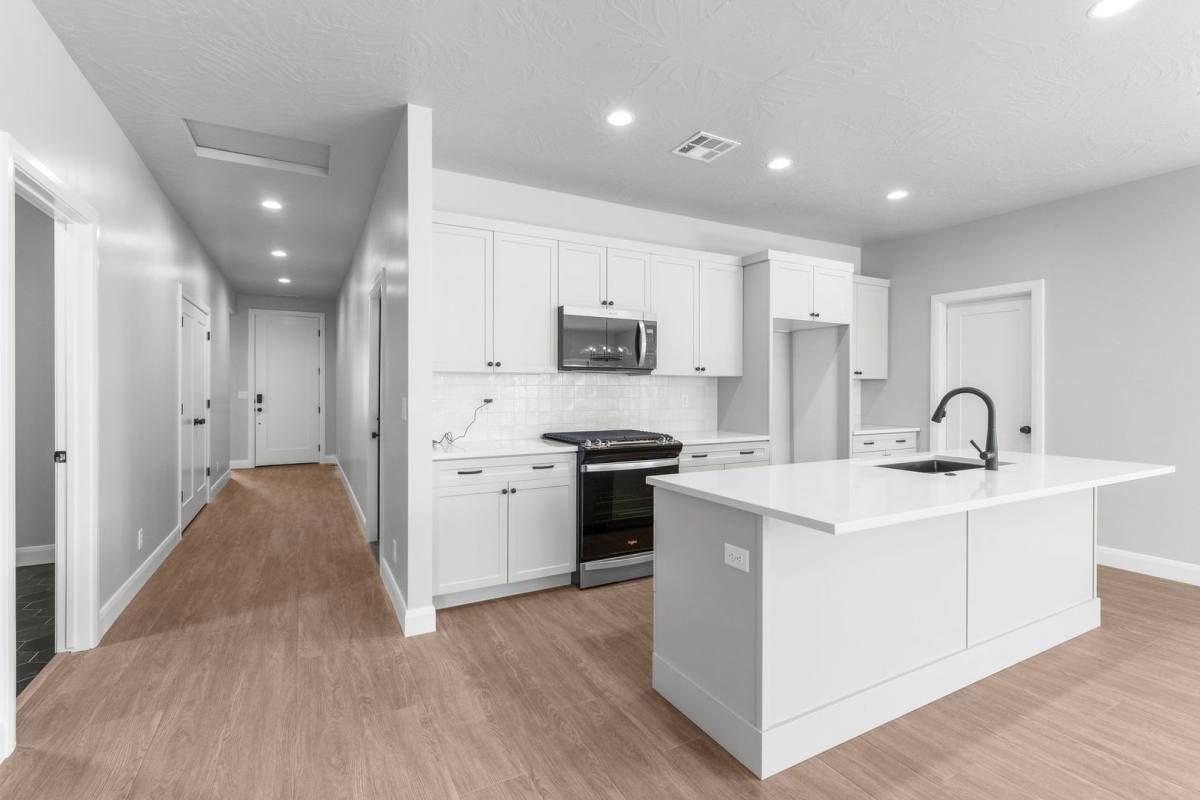 House for rent at 1089 E Coyote Crest Dr, Washington, UT 84780