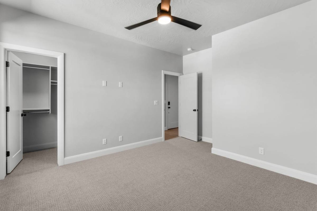 House for rent at 1089 E Coyote Crest Dr, Washington, UT 84780