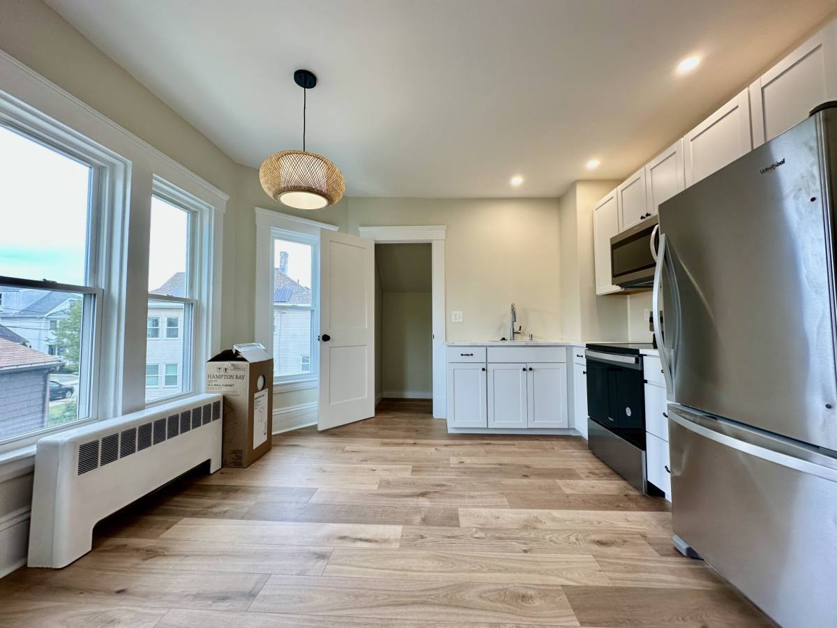 Apartment for rent at 304 Main St #2, Winthrop, MA 02152