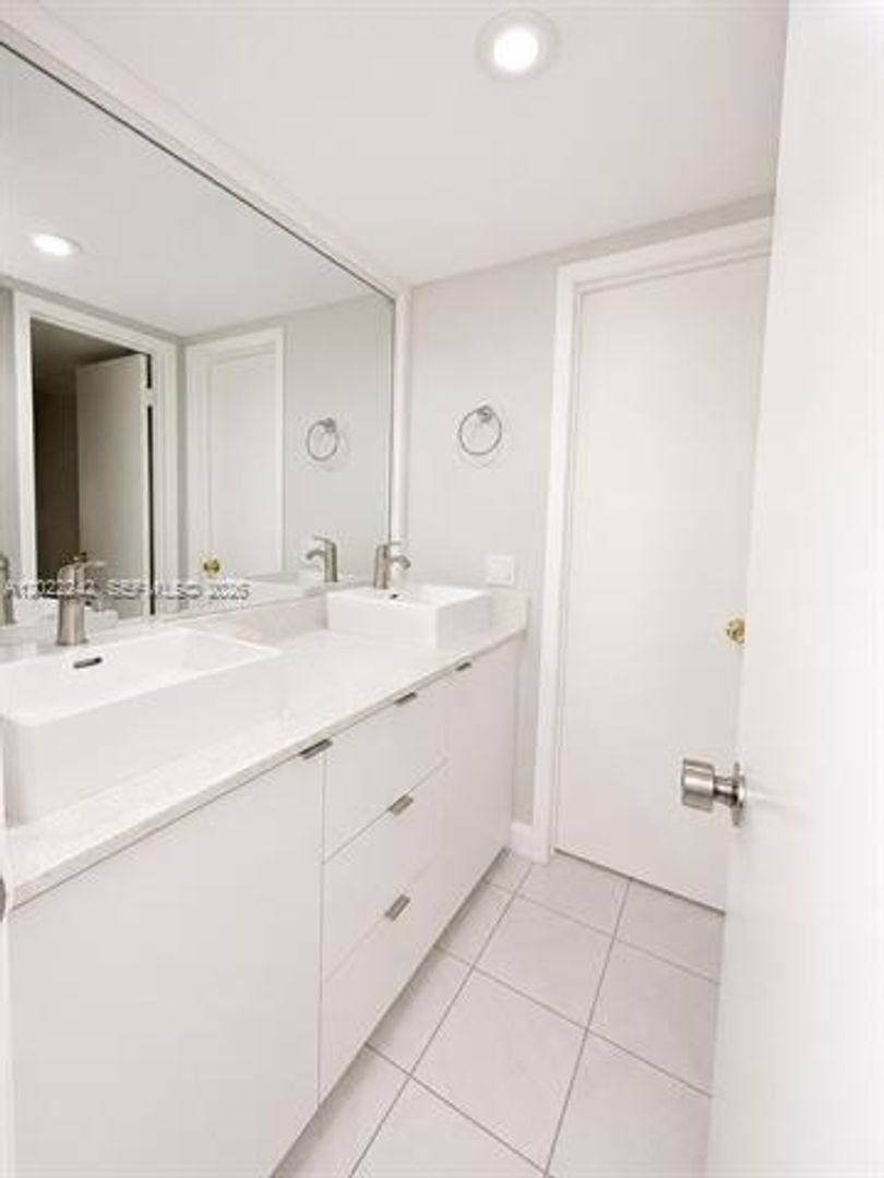 Townhouse for rent at 20033 SW 123rd Dr, Miami, FL 33177