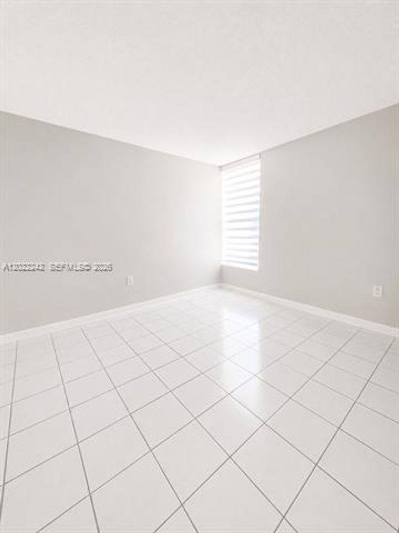 Townhouse for rent at 20033 SW 123rd Dr, Miami, FL 33177
