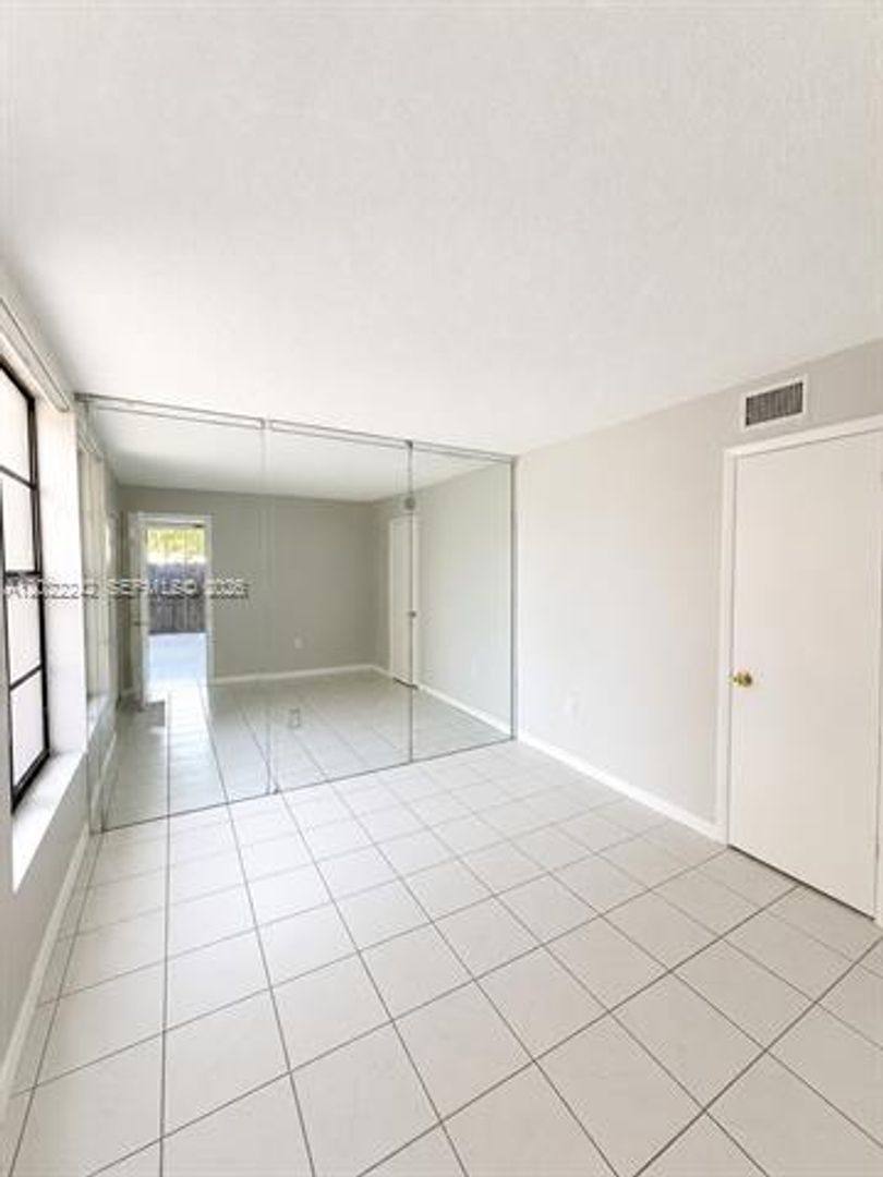 Townhouse for rent at 20033 SW 123rd Dr, Miami, FL 33177