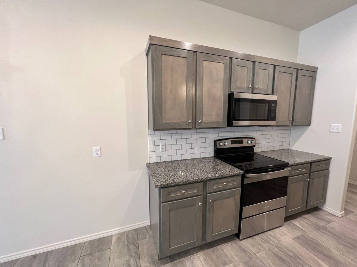 Townhouse for rent at 1128 N 7th St, Wolfforth, TX 79382