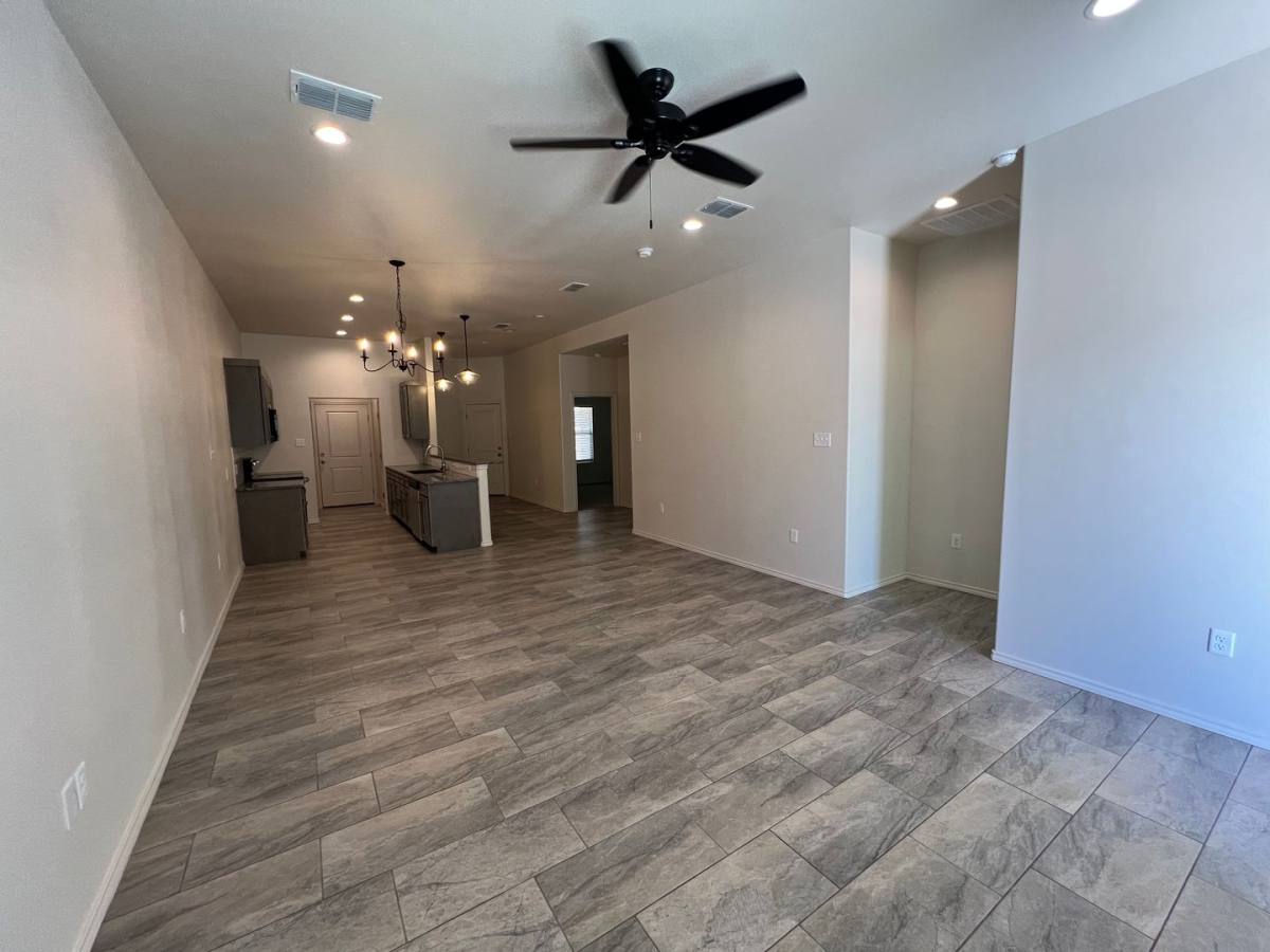 Townhouse for rent at 1128 N 7th St, Wolfforth, TX 79382