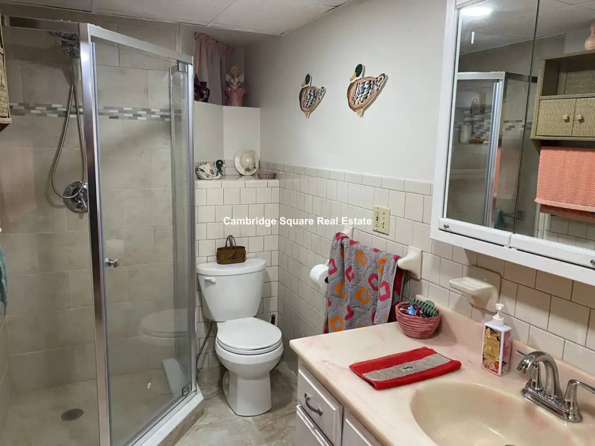 Apartment for rent at 95 Highland Ave #B, Somerville, MA 02143