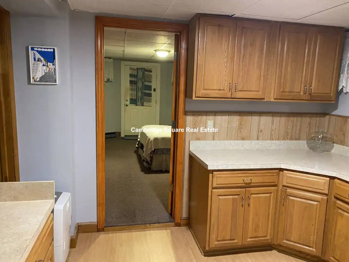 Apartment for rent at 95 Highland Ave #B, Somerville, MA 02143