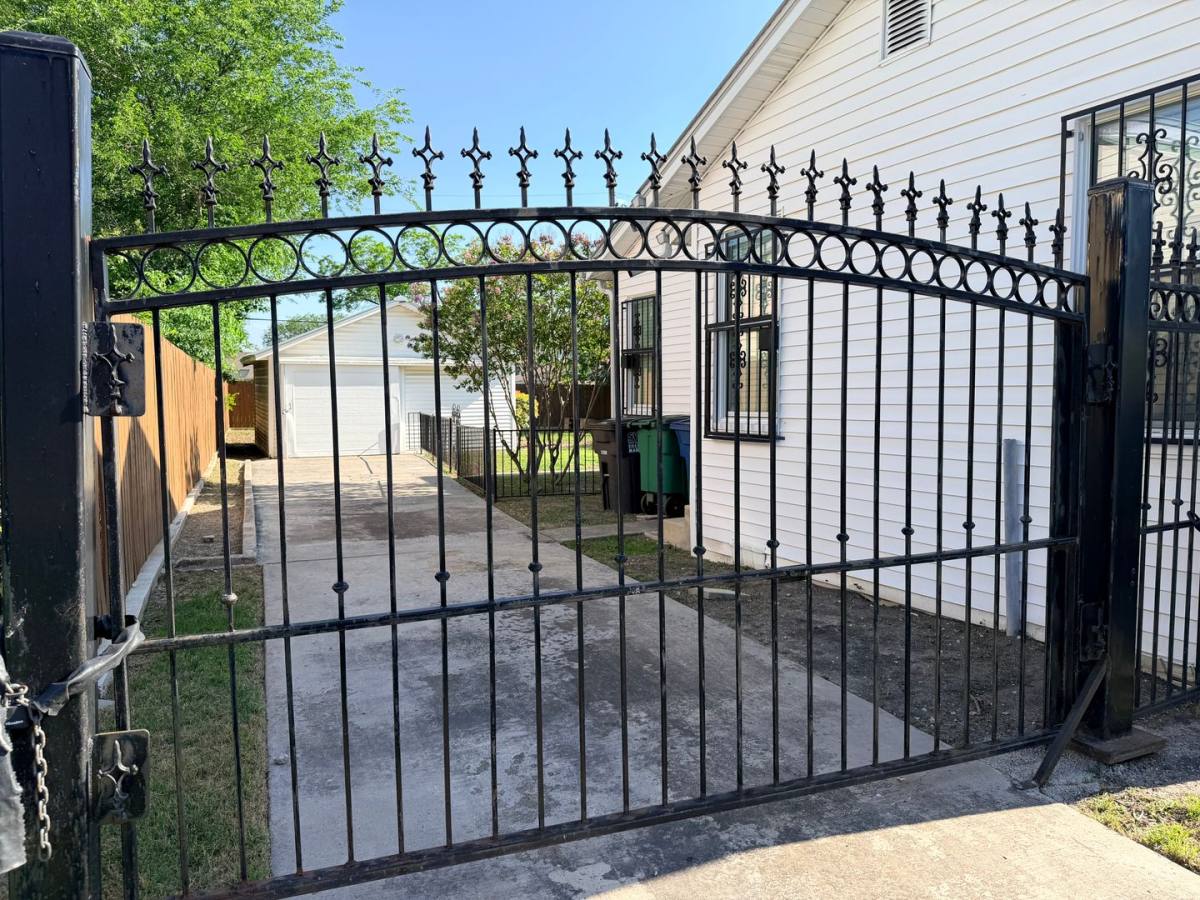 House for rent at 1214 Donaldson, San Antonio, TX 78228