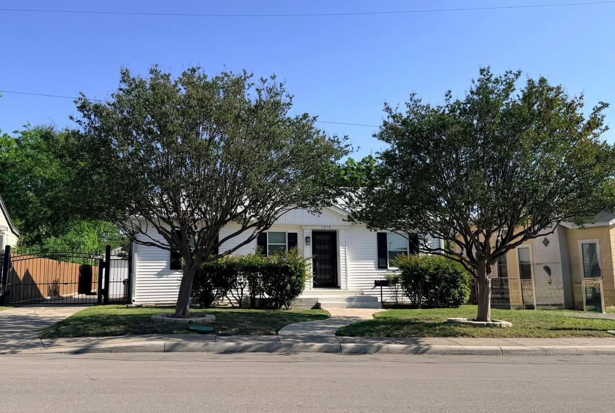 House for rent at 1214 Donaldson, San Antonio, TX 78228