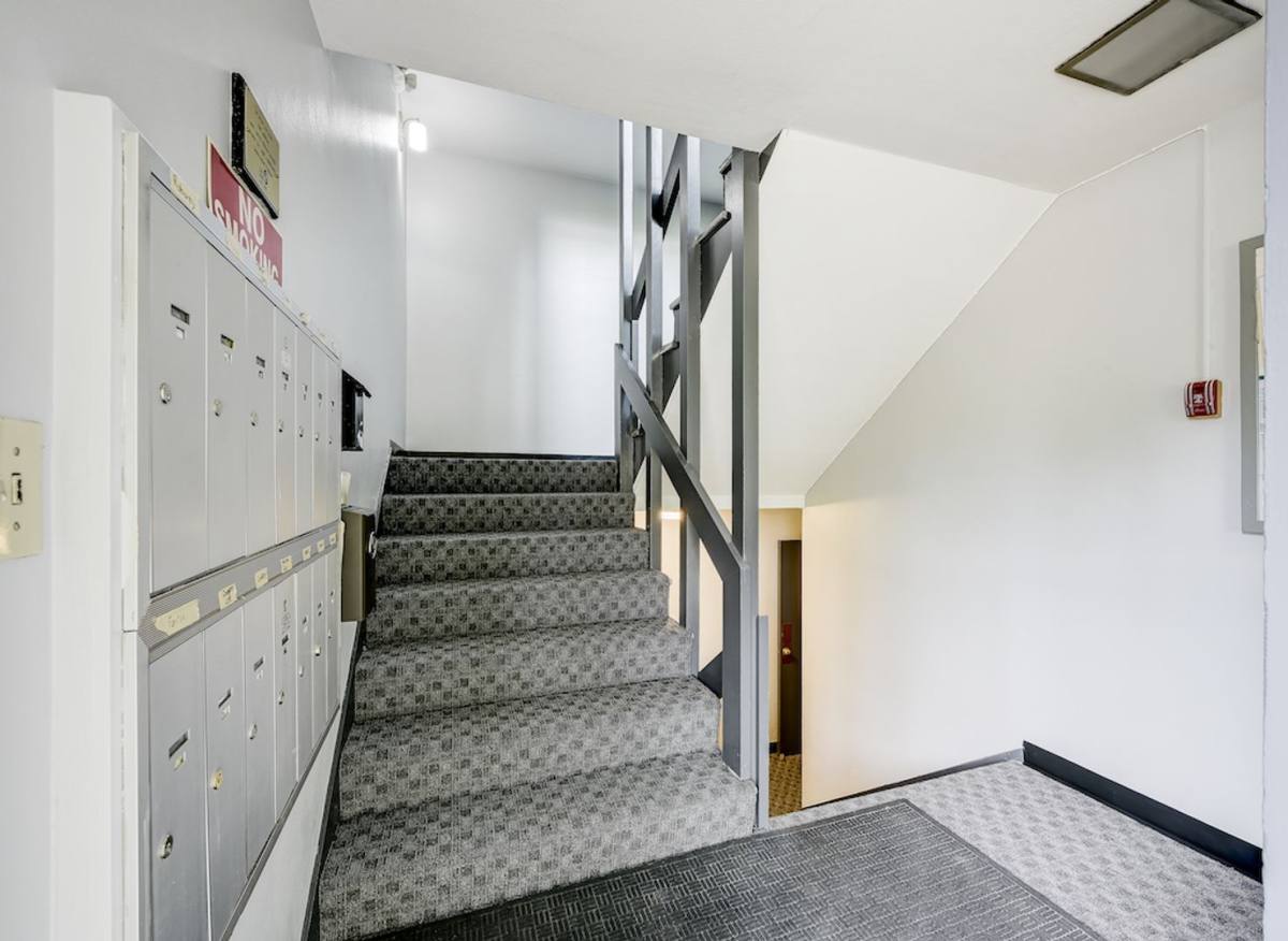 Apartment for rent at 4618 Fremont Ave N, Seattle, WA 98103