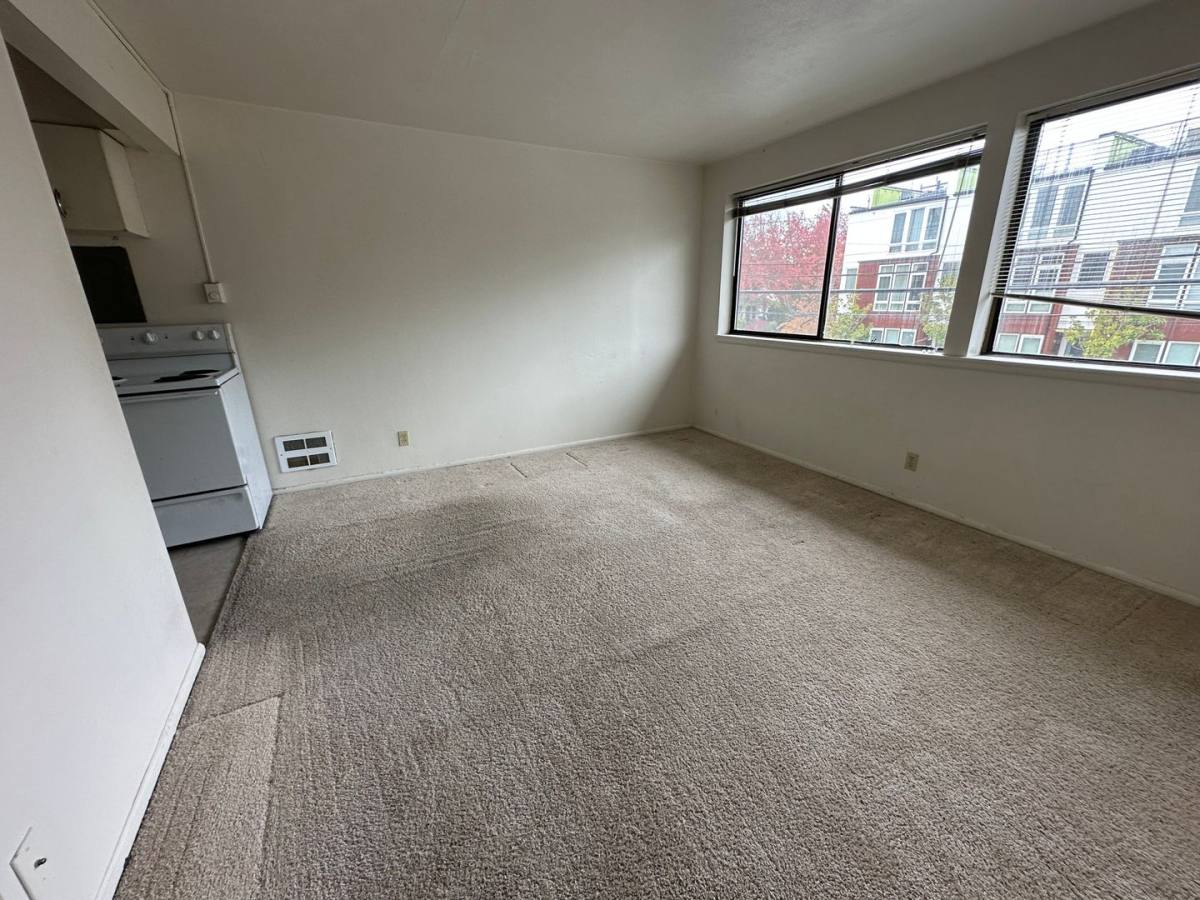 Apartment for rent at 4618 Fremont Ave N, Seattle, WA 98103