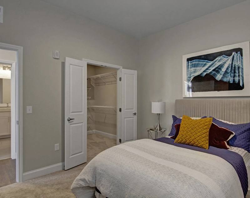 Townhouse for rent at 1477 W Lake St #535, Minneapolis, MN 55408