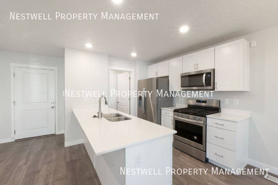 Townhouse for rent at 97 N Voyager Lane, Saratoga Springs, UT 84045