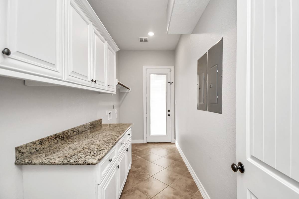Apartment for rent at 160 Forest Trace Lane #160, Willis, TX 77378