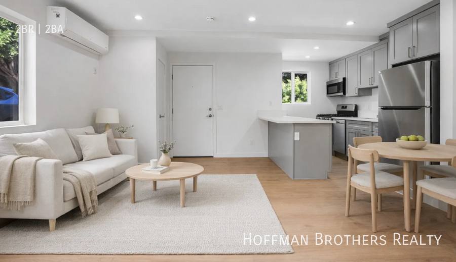 Apartment for rent at 1855 Camden Ave #5, Los Angeles, CA 90025