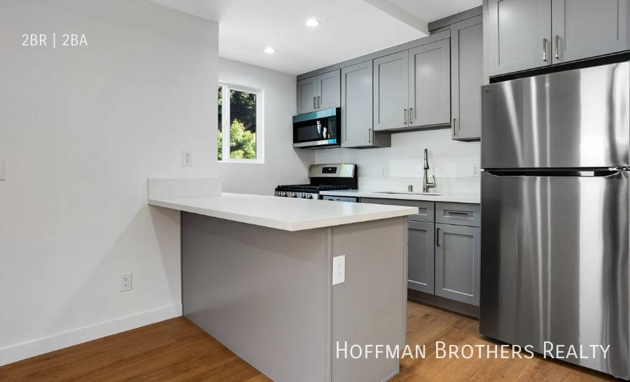 Apartment for rent at 1855 Camden Ave #5, Los Angeles, CA 90025