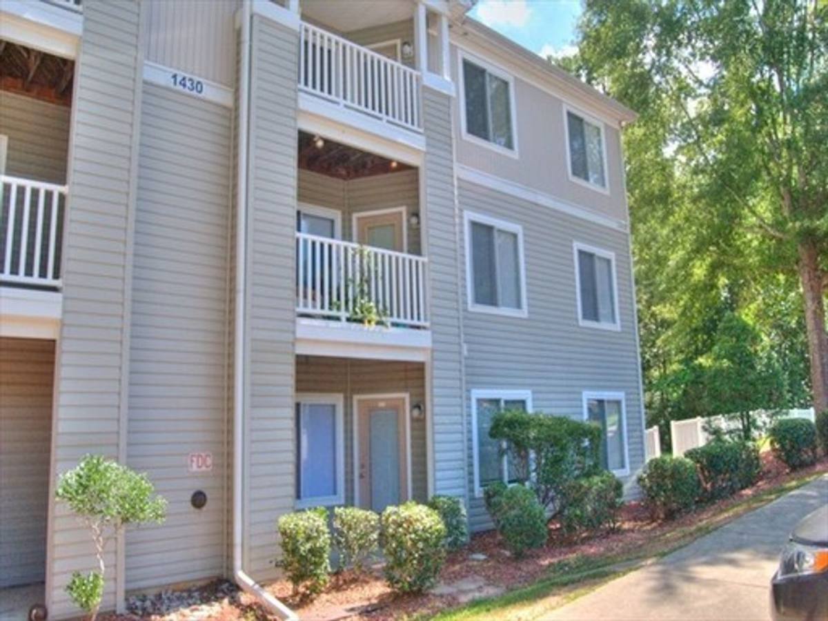 Apartment for rent at 1241 University Court, Raleigh, NC 27606