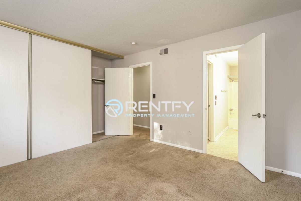 Condo for rent at 2260 Sunderland Rd, Winston Salem, NC 27103