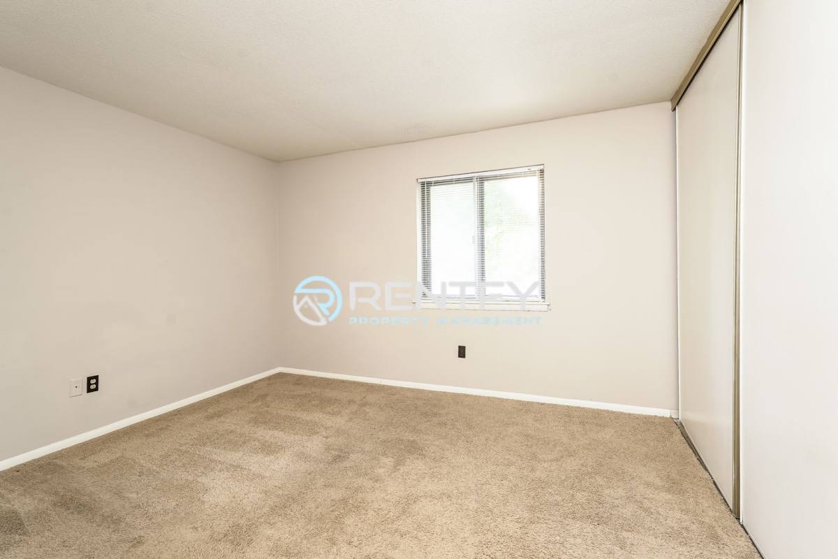 Condo for rent at 2260 Sunderland Rd, Winston Salem, NC 27103