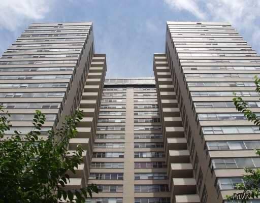 Condo for rent at 6301 N Sheridan Rd #11N, Chicago, IL 60660