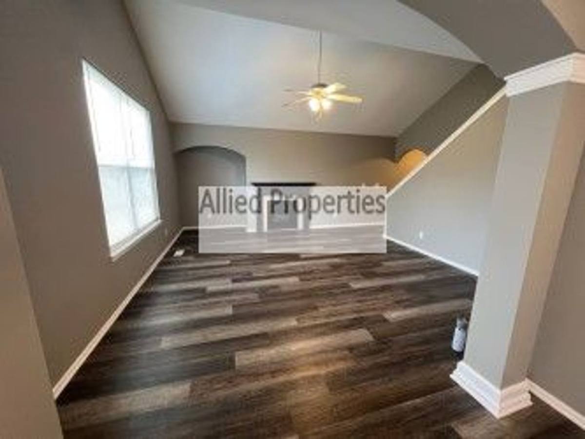 Apartment for rent at 8211 8213 Celestial Circle, Middletown, OH 45044