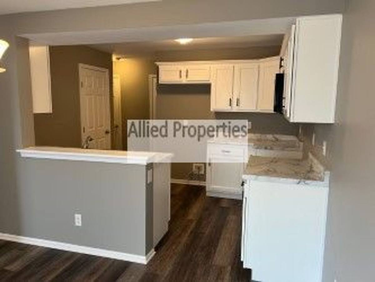 Apartment for rent at 8211 8213 Celestial Circle, Middletown, OH 45044