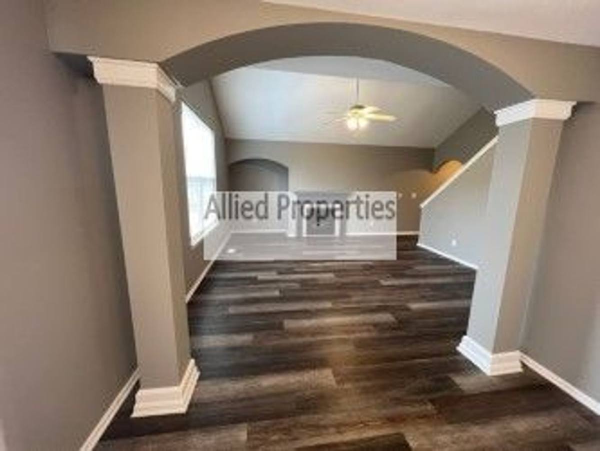 Apartment for rent at 8211 8213 Celestial Circle, Middletown, OH 45044