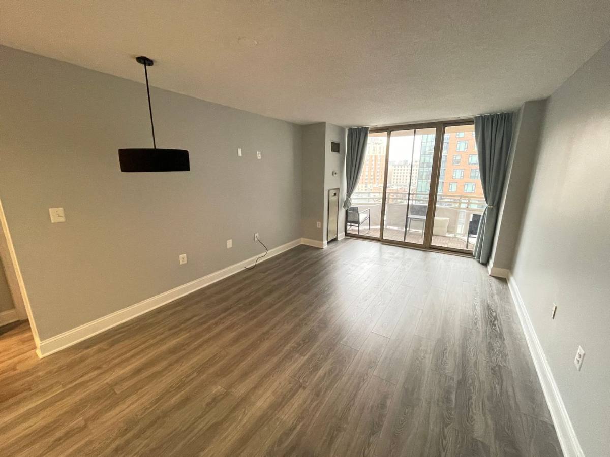 House for rent at 4801 Fairmont Ave #611, Bethesda, MD 20814