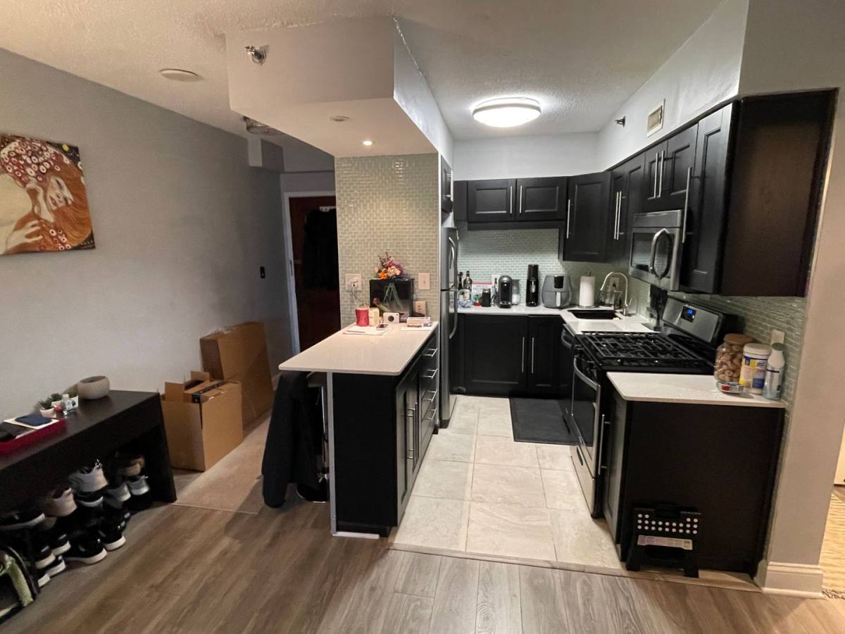 House for rent at 4801 Fairmont Ave #611, Bethesda, MD 20814