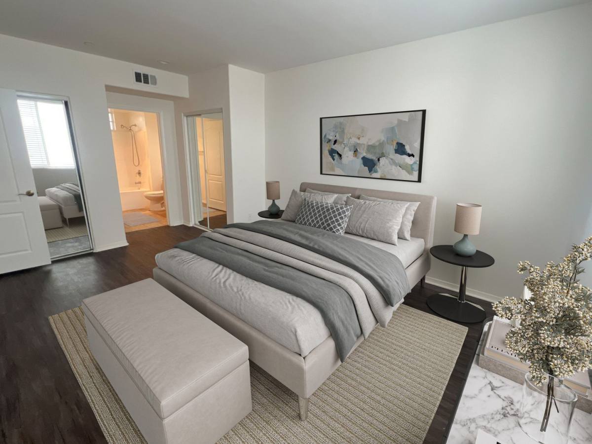 Apartment for rent at 3255 Sawtelle Blvd, Los Angeles, CA 90066