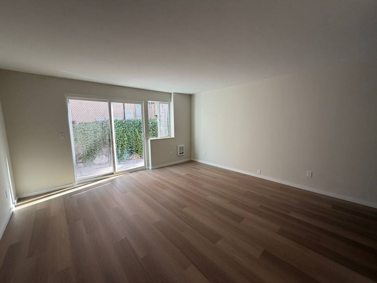 Apartment for rent at 443 SW 154th St, Seattle, WA 98166
