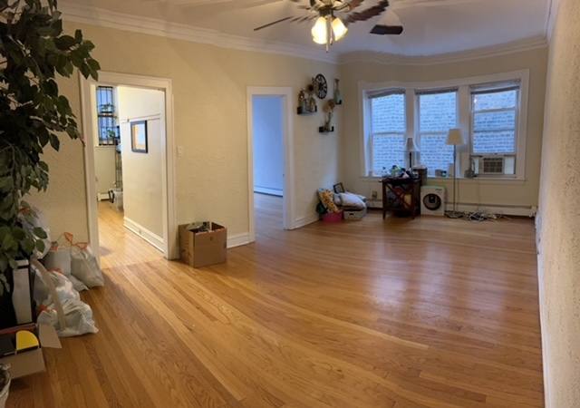 Apartment for rent at 1406 W Warner Ave #3E, Chicago, IL 60613