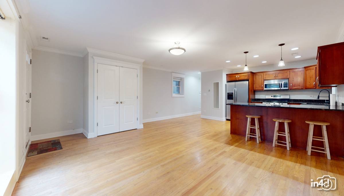 Apartment for rent at 1504 W Augusta Blvd #1, Chicago, IL 60642