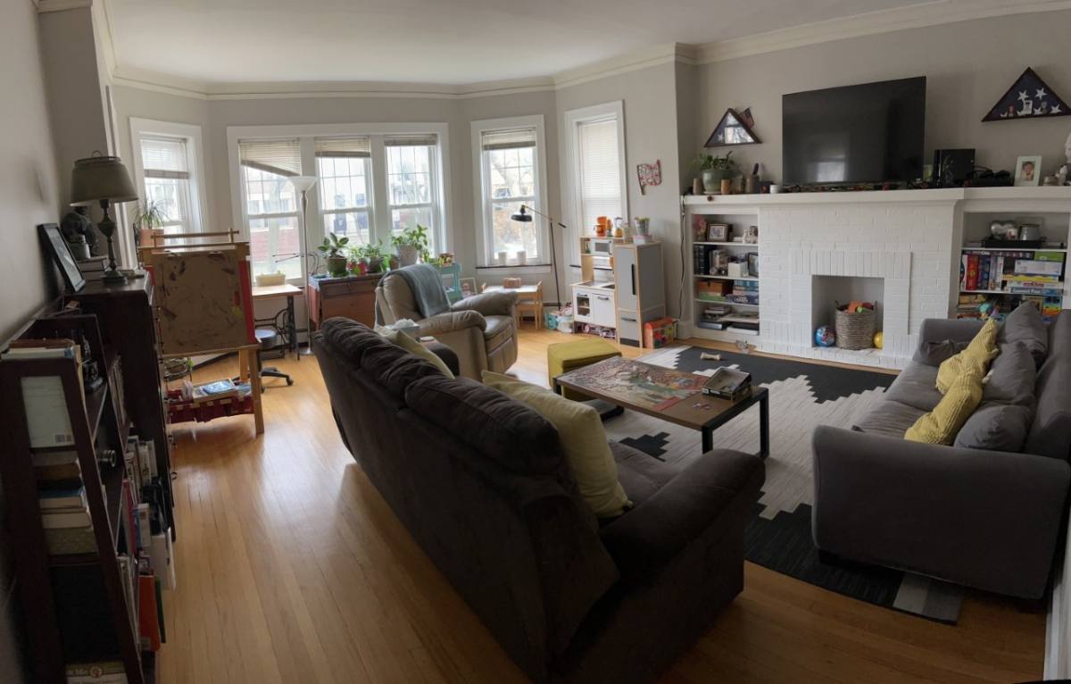 Apartment for rent at 1408 W Warner Ave #1W, Chicago, IL 60613