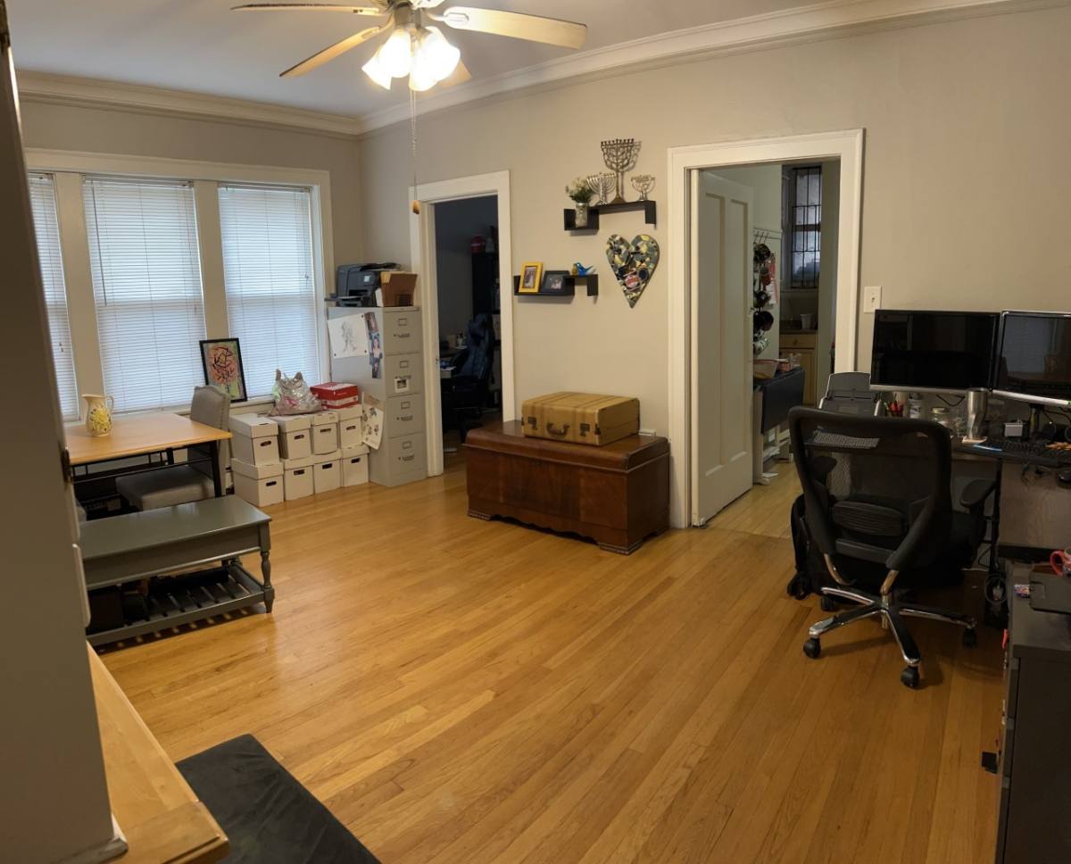 Apartment for rent at 1408 W Warner Ave #1W, Chicago, IL 60613