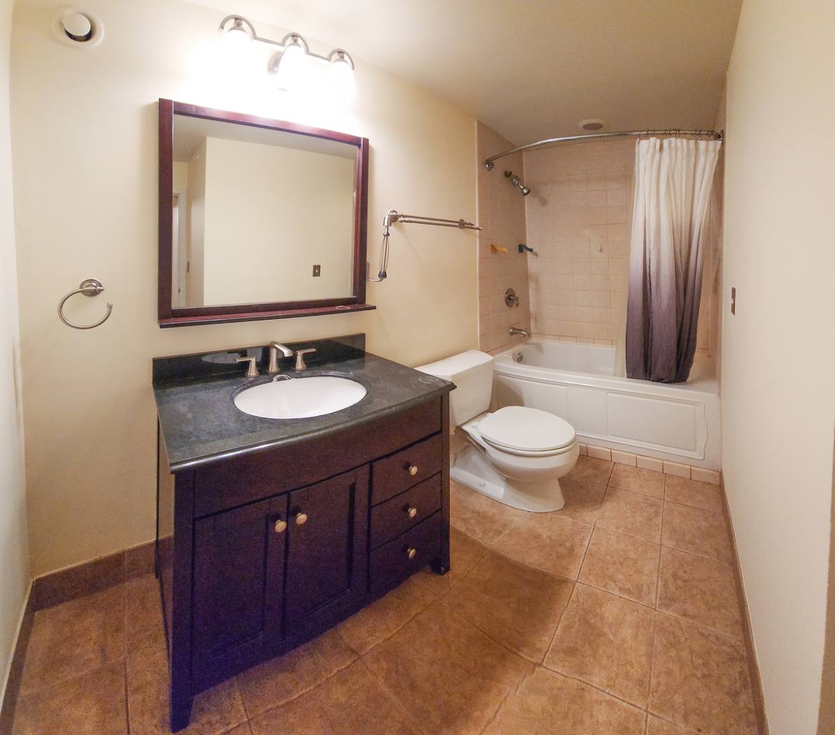 Apartment for rent at 431 S Dearborn St #407, Chicago, IL 60605