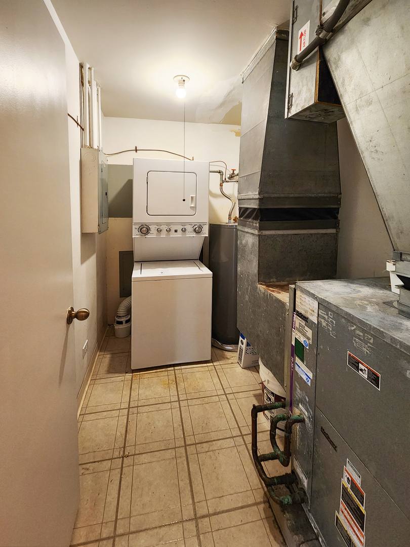 Apartment for rent at 431 S Dearborn St #407, Chicago, IL 60605
