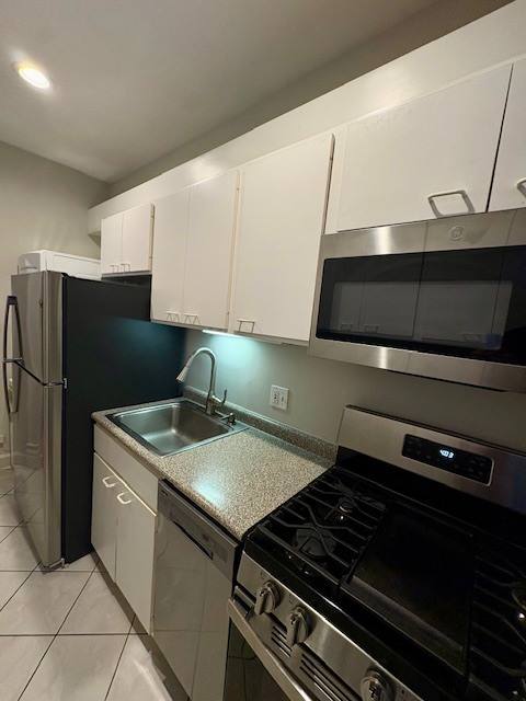 Apartment for rent at 433 Wisconsin Ave #2F, Oak Park, IL 60302