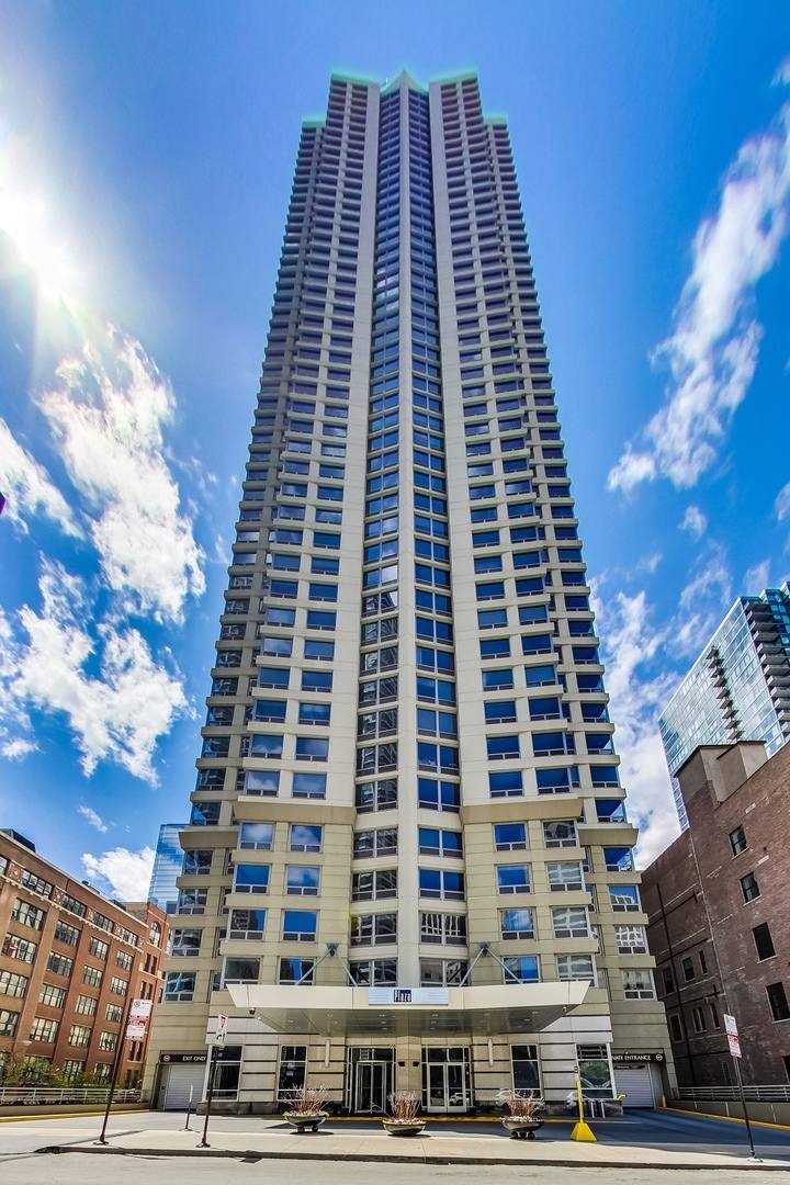 Apartment for rent at 440 N Wabash Ave #2204, Chicago, IL 60611
