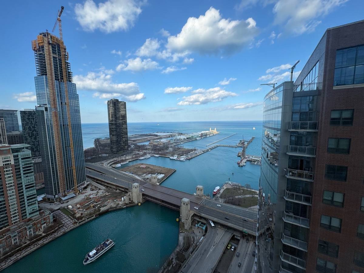 Apartment for rent at 420 E Waterside Dr #3614, Chicago, IL 60601