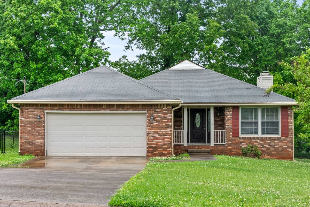 House for rent at 735 Cayce Dr, Clarksville, TN 37042