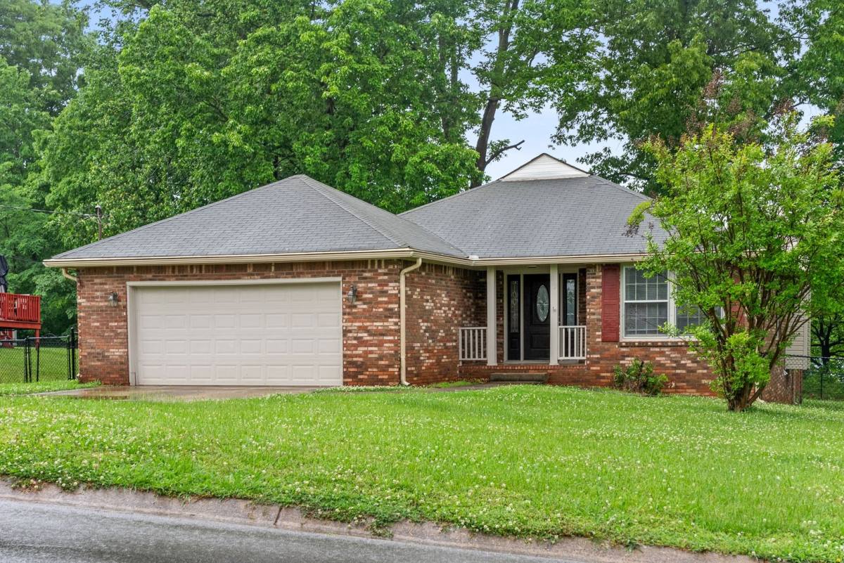 House for rent at 735 Cayce Dr, Clarksville, TN 37042