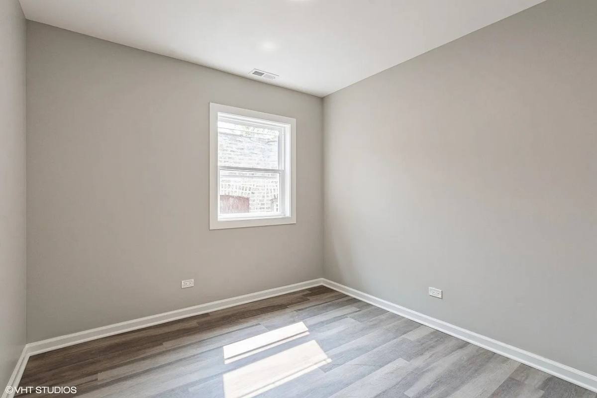 Apartment for rent at 3341 W Fulton Blvd #1, Chicago, IL 60624