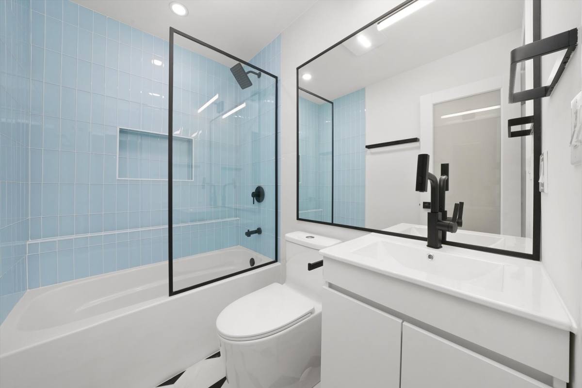 Apartment for rent at 4153 N Hermitage Ave #2S, Chicago, IL 60613